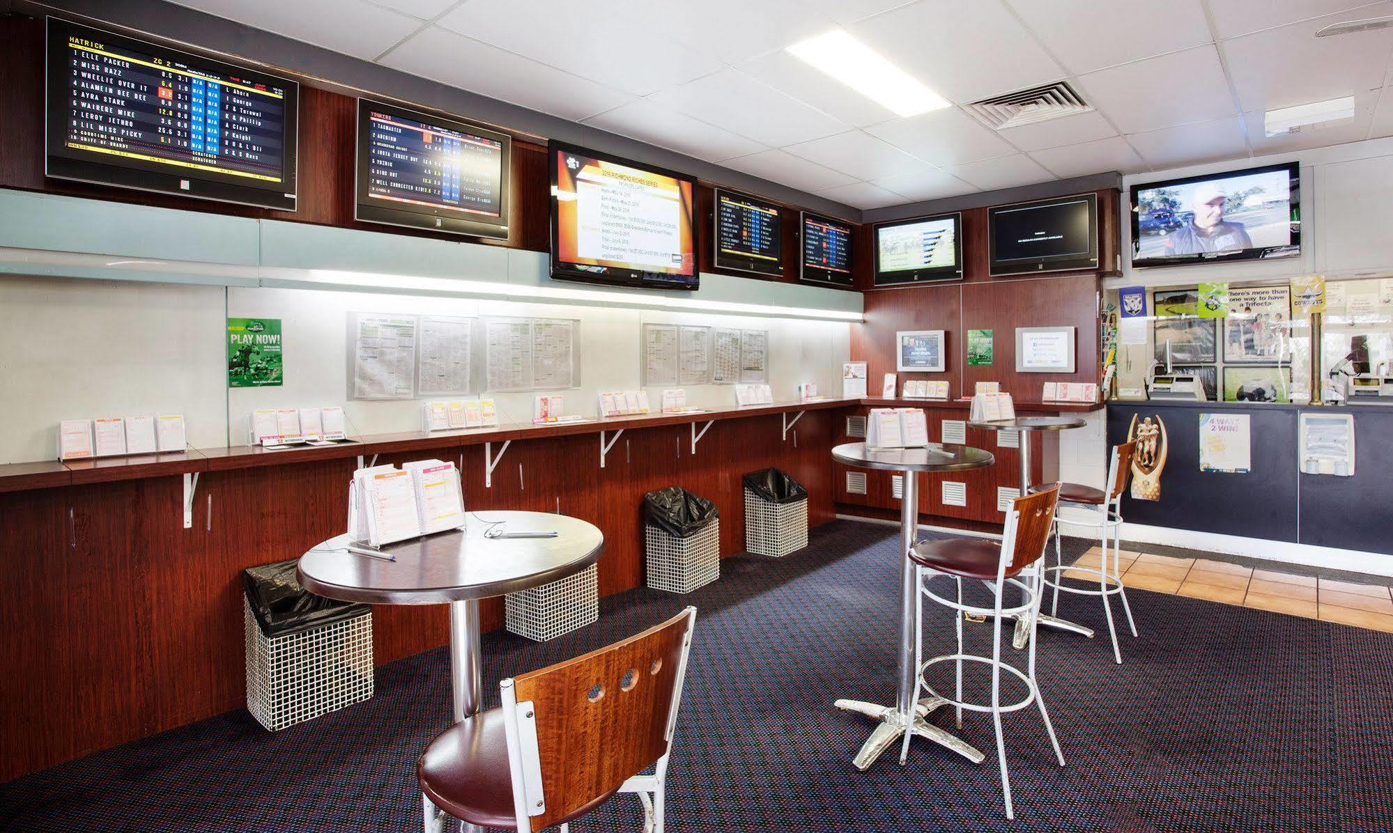 Upper Ross Hotel Townsville Luaran gambar